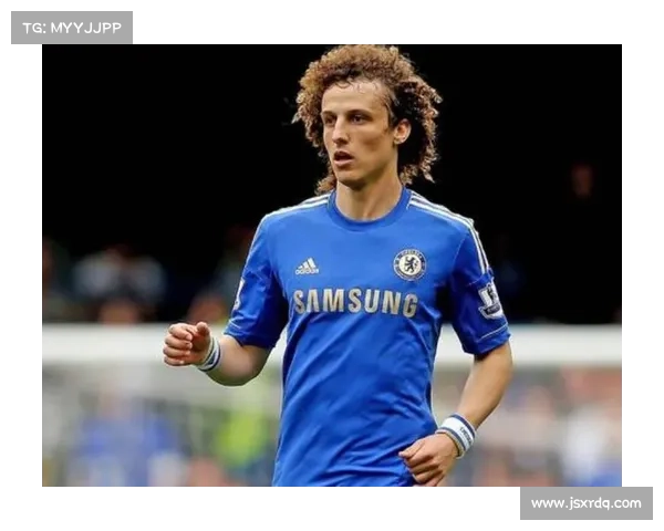 大卫路易斯令人惊叹的五个逆天防守与站位智慧解析